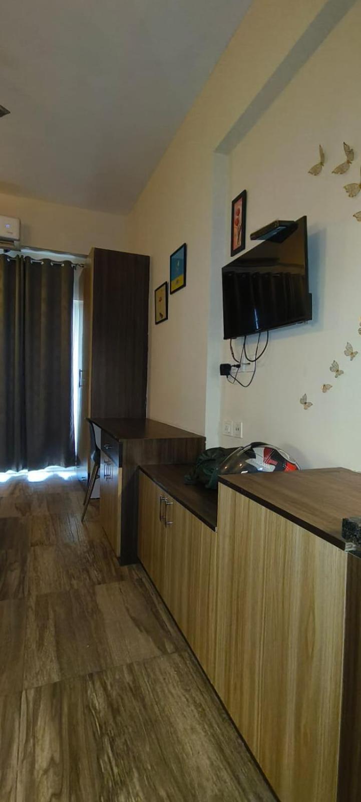 Chaudhary Homes Грейтър Нойда Екстериор снимка